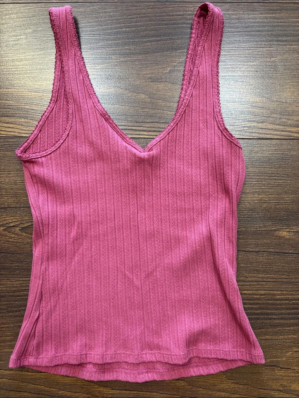 Universal Thread Ribbed V-Neck Tank Top - Magenta - Picture 3 of 3